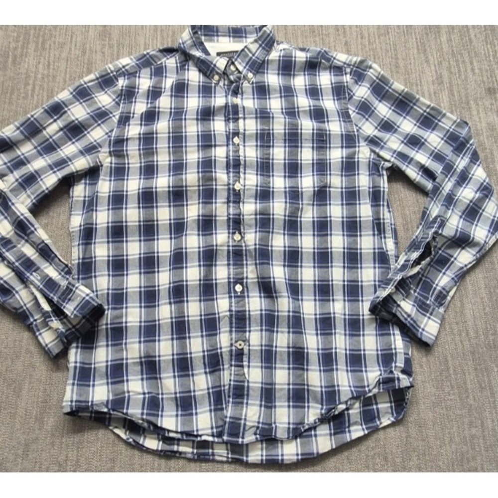 American Eagle‎ men's blue plaid button up shirt LG long sleeves athletic fit